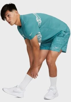 Nike Dri-Fit Challenger Shorts 13 Nike Dri-Fit Challenger Shorts -Sport Apparel Shop 6 zoom desktop 30