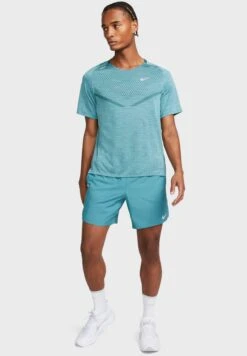 Nike 7" Dri-Fit Stride 2In1 Shorts -Sport Apparel Shop 6 zoom desktop 31