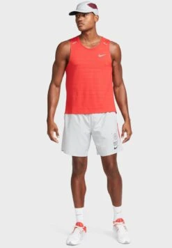 Nike 9" Dri-Fit Challenger Shorts 13 Nike 9" Dri-Fit Challenger Shorts -Sport Apparel Shop 6 zoom desktop 35