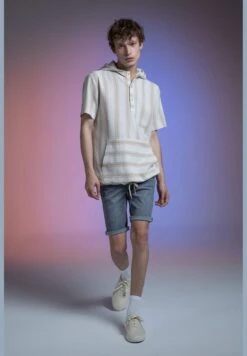 DeFacto Skinny Fit Distressed Jean Short 16 DeFacto Skinny Fit Distressed Jean Short -Sport Apparel Shop 6 zoom desktop 42