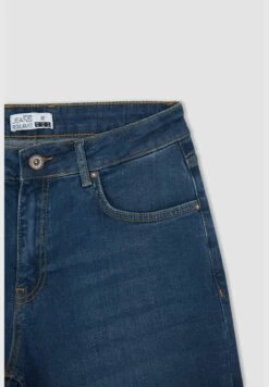 DeFacto Regular Fit Midi Jean Bermuda Shorts 14 DeFacto Regular Fit Midi Jean Bermuda Shorts -Sport Apparel Shop 6 zoom desktop 52