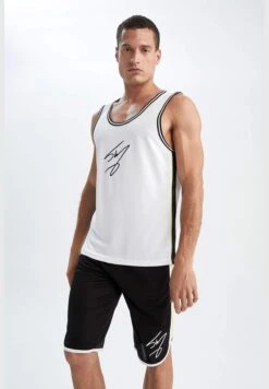 DeFacto Man Fit Shaquille O'Neal Licenced Oversize Fit Bottom Knitted Short -Sport Apparel Shop 6 zoom desktop 83