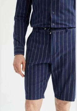 DeFacto Man Regular Fit Woven Bottom Woven Bermuda -Sport Apparel Shop 7 zoom desktop 1