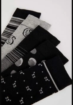 DeFacto 5 Pack Man Hıgh Cut Socks -Sport Apparel Shop 7 zoom desktop 133