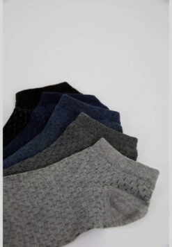 DeFacto 10 Pack Polka Dot Print Ankle Socks 15 DeFacto 10 Pack Polka Dot Print Ankle Socks -Sport Apparel Shop 7 zoom desktop 136