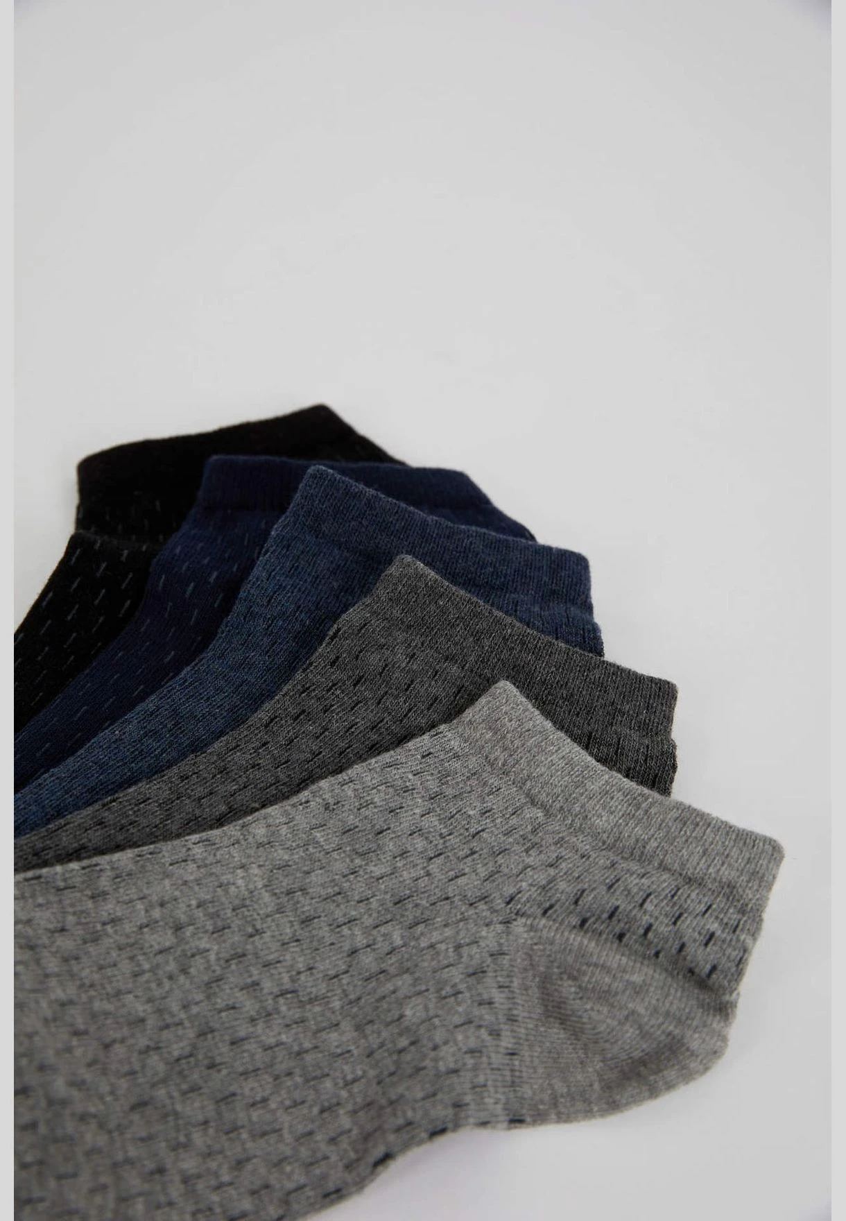 DeFacto 10 Pack Polka Dot Print Ankle Socks 9 DeFacto 10 Pack Polka Dot Print Ankle Socks - Image 7