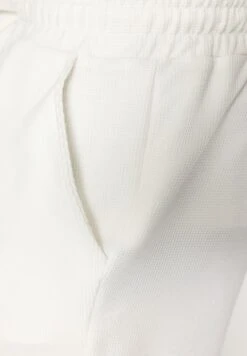 Trendyol Essential Crew Neck T-Shirt And Shorts Set -Sport Apparel Shop 7 zoom desktop 155