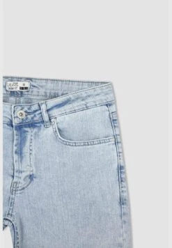 DeFacto Skinn Fit Midi Jean Short -Sport Apparel Shop 7 zoom desktop 21