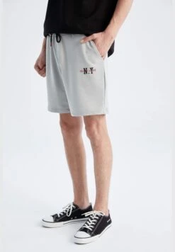 DeFacto Slim Fit Tie Waist Minimal Print Shorts -Sport Apparel Shop 7 zoom desktop 47