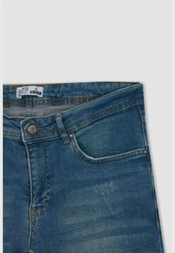 DeFacto Man Skinny Fit Denim Bermuda 16 DeFacto Man Skinny Fit Denim Bermuda -Sport Apparel Shop 7 zoom desktop 55