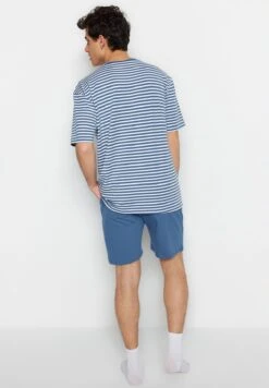 Trendyol Stripe Crew Neck T-Shirt And Shorts Set -Sport Apparel Shop 8 zoom desktop 100