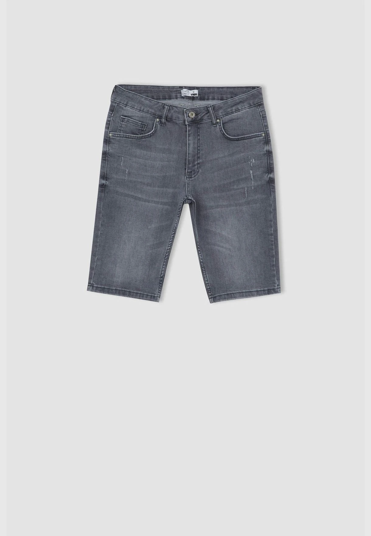 DeFacto Skinny Fit Distressed Jean Short 10 DeFacto Skinny Fit Distressed Jean Short - Image 8