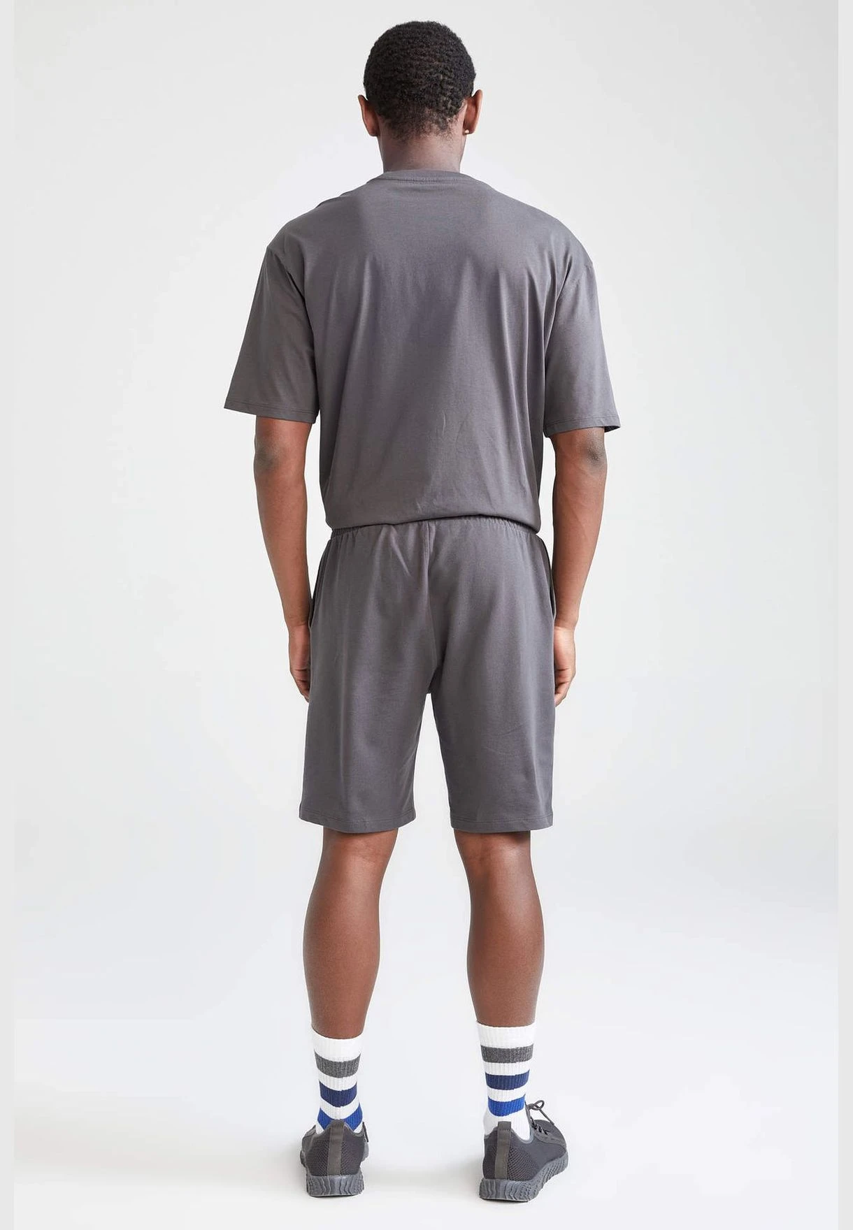 DeFacto Slim Fit Printed Short 10 DeFacto Slim Fit Printed Short - Image 8