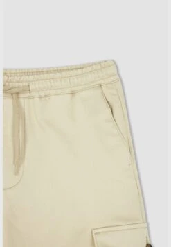 DeFacto Regular Fit Shorts -Sport Apparel Shop 9 zoom desktop 26