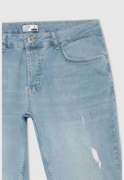 DeFacto Man Slim Fit Denim Bermuda -Sport Apparel Shop 9 zoom desktop 32