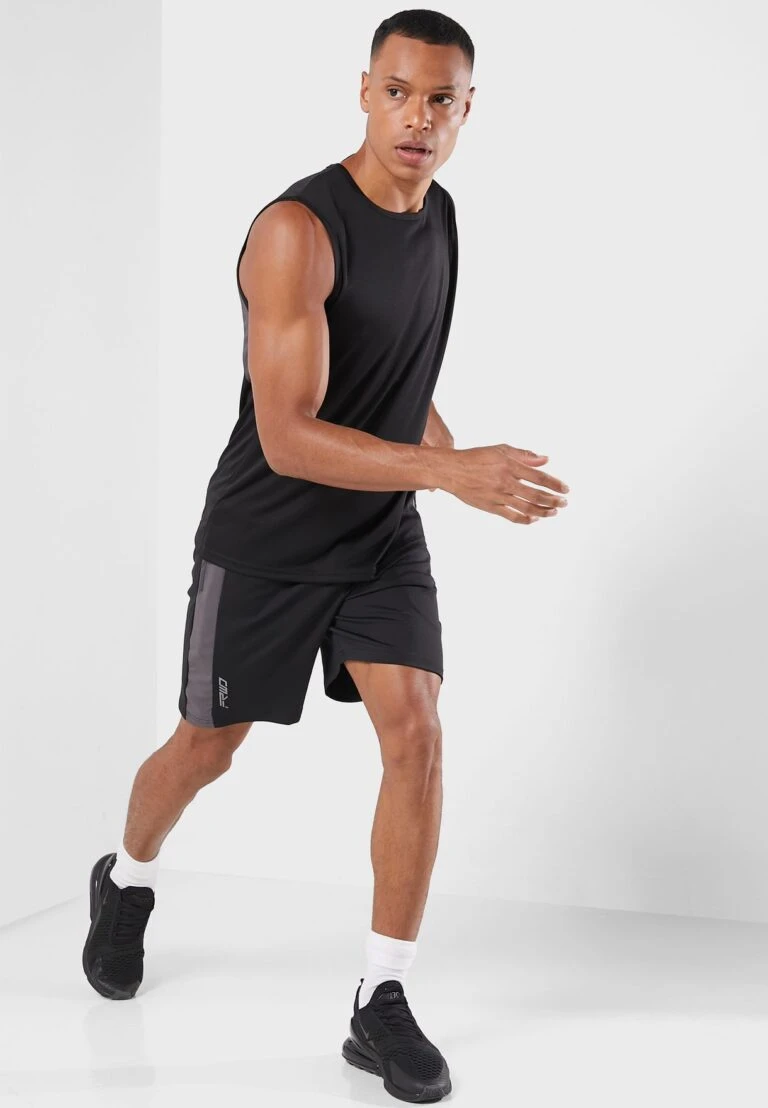 Sport Apparel Shop 37 Sport Apparel Shop -Sport Apparel Shop 2 zoom desktop 327 768x1108 1